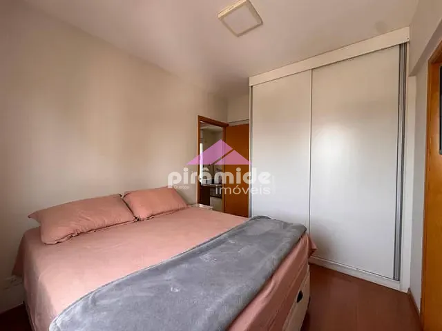 Apartamento 2 quartos e 2 banheiros, à venda, no bairro Vila Adyana em São José dos Campos