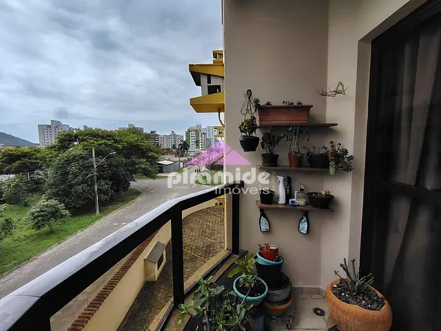 Apartamento com 92m² 3 quartos e 1 banheiro, à venda, no bairro Martim de Sá em Caraguatatuba