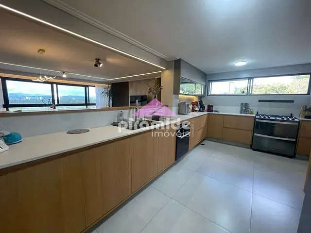 Apartamento com 150m² 3 quartos e 2 banheiros, à venda, no bairro Jardim Esplanada em São José dos Campos