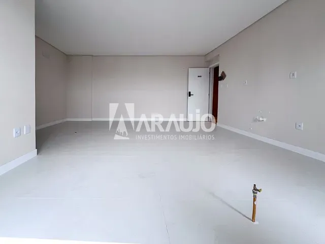 Apartamento com 130m² 3 quartos e 2 banheiros, à venda, no bairro Centro em Itajaí
