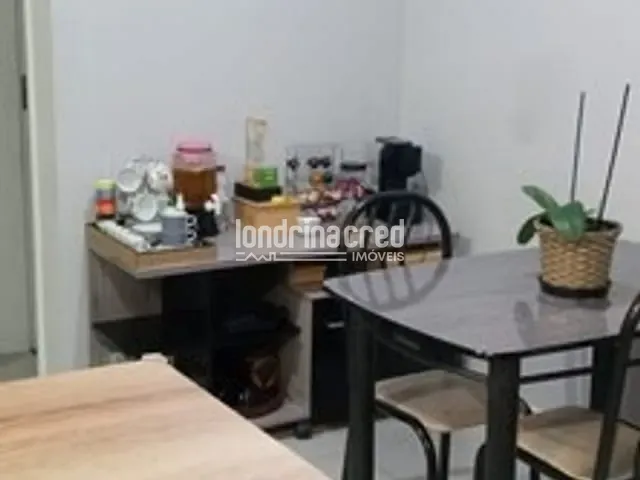 Apartamento 2 quartos e 1 banheiro, à venda, no bairro Jardim São Paulo II em Londrina