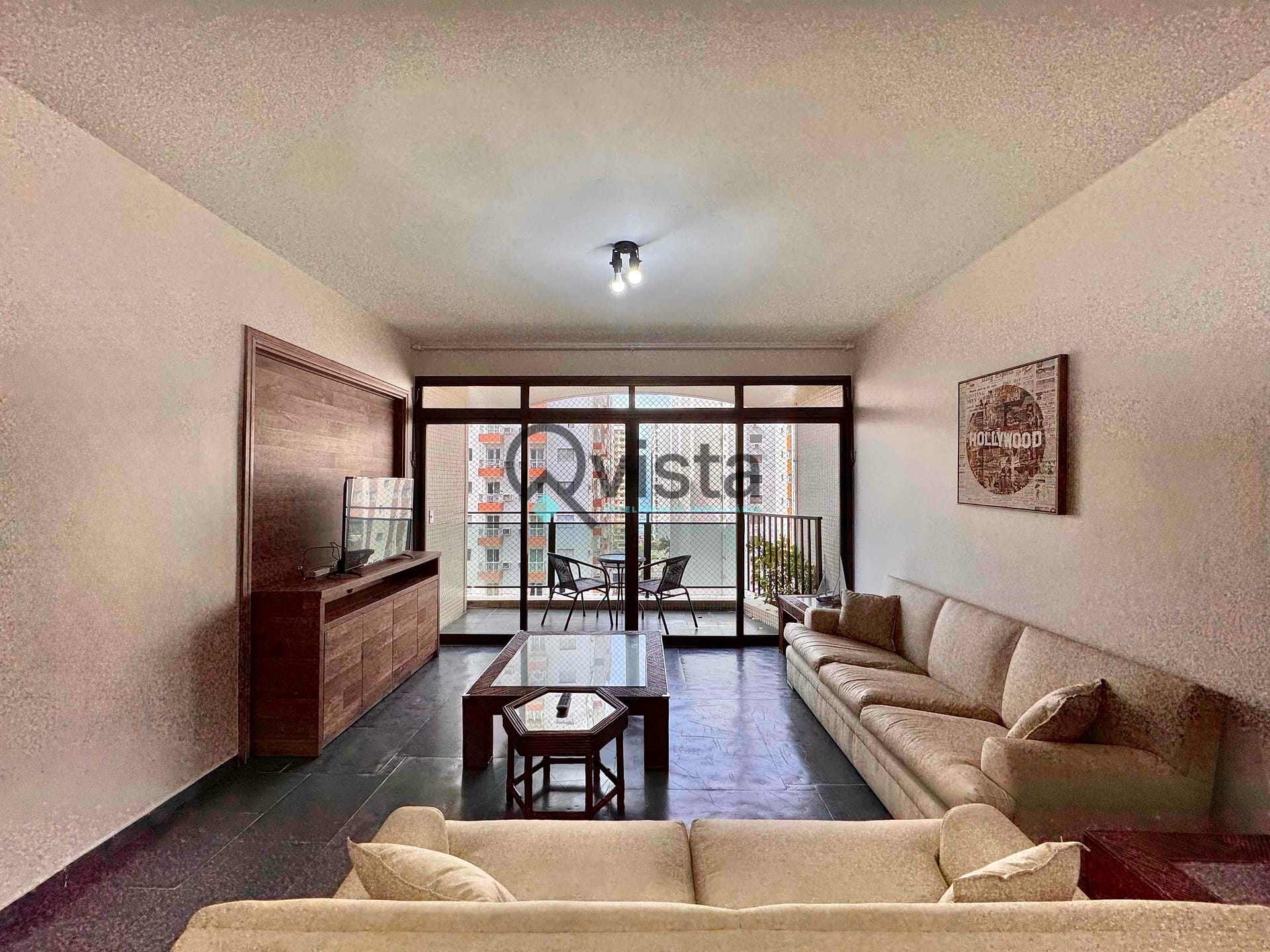 Apartamento à venda com 3 quartos, 134m² - Foto 2