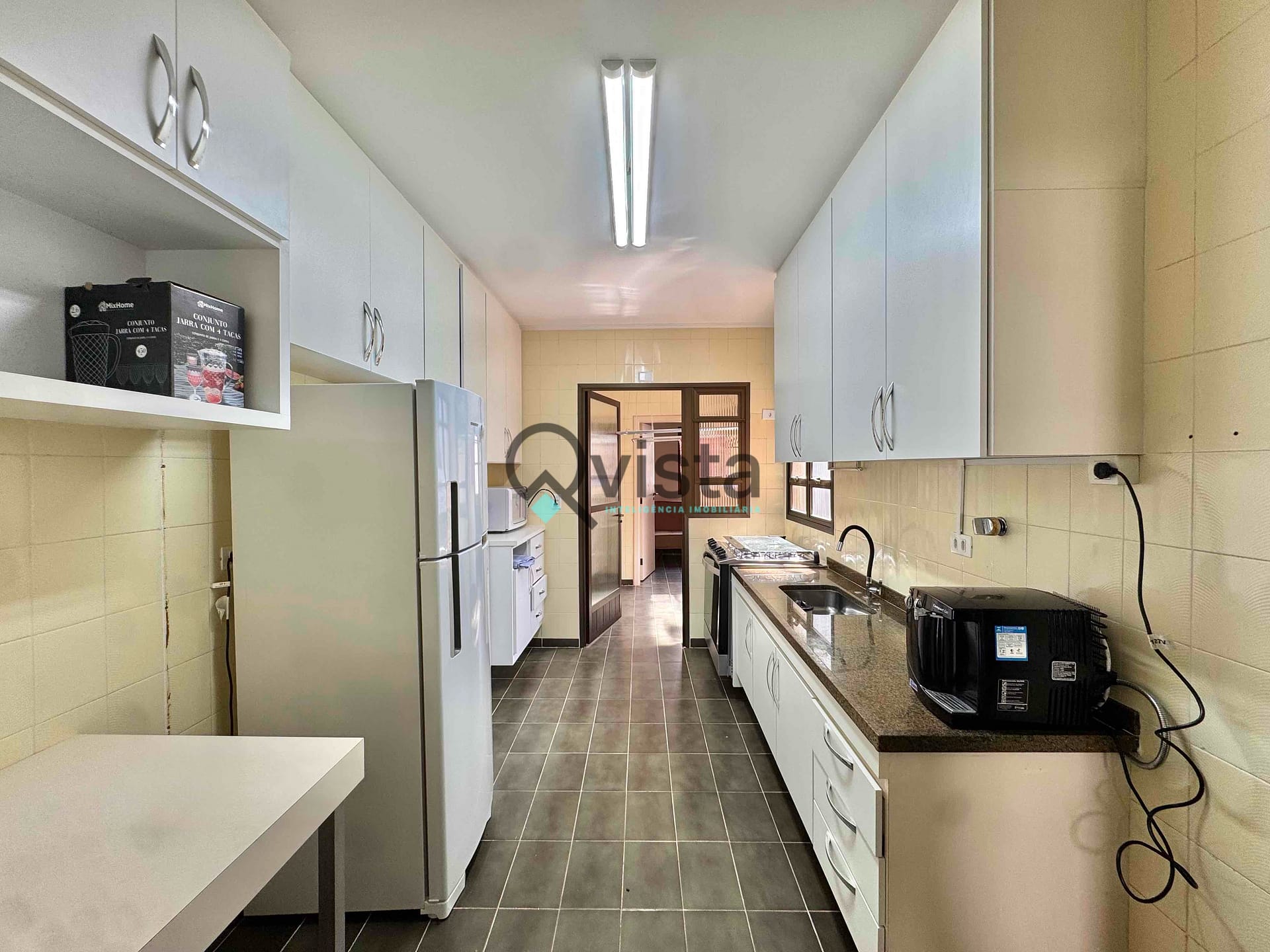 Apartamento à venda com 3 quartos, 134m² - Foto 25
