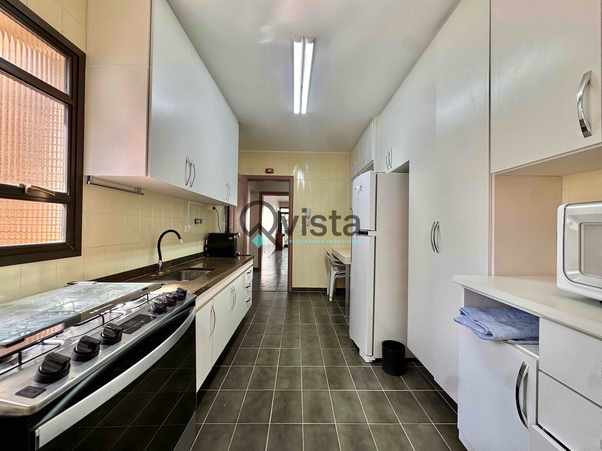 Apartamento à venda com 3 quartos, 134m² - Foto 26