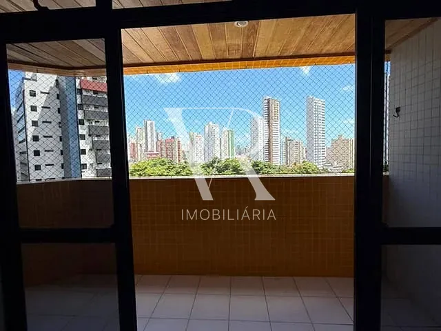 Apartamento 3 quartos e 2 banheiros, à venda, no bairro Miramar em João Pessoa