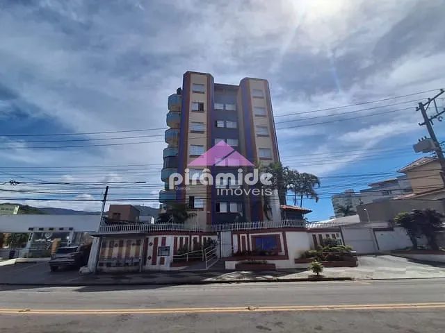 Apartamento com 70m² 2 quartos e 1 banheiro, à venda ou para alugar, no bairro Centro em Caraguatatuba