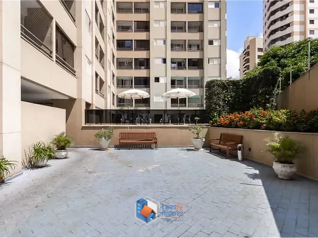 Apartamento 2 quartos e 1 banheiro, à venda, no bairro Moema em São Paulo