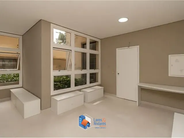 Apartamento 2 quartos e 1 banheiro, à venda, no bairro Moema em São Paulo