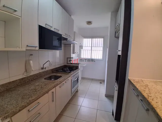 Apartamento 3 quartos e 2 banheiros, para alugar, no bairro Gleba Fazenda Palhano em Londrina