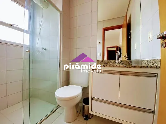 Apartamento 2 quartos e 2 banheiros, à venda ou para alugar, no bairro Parque Industrial em São José dos Campos