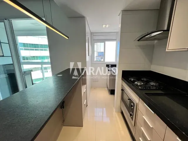 Apartamento com 96m² 3 quartos e 3 banheiros, à venda, no bairro Centro em Itajaí