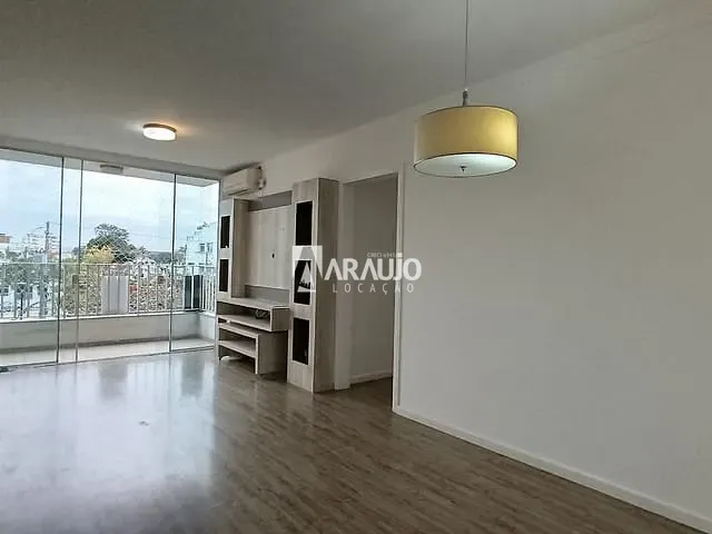 Apartamento 3 quartos e 1 banheiro, para alugar, no bairro Vila Operária em Itajaí
