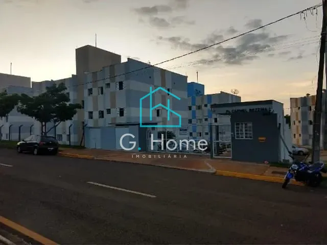 Apartamento com 54m² 2 quartos e 1 banheiro, à venda, no bairro Jardim Strass em Londrina