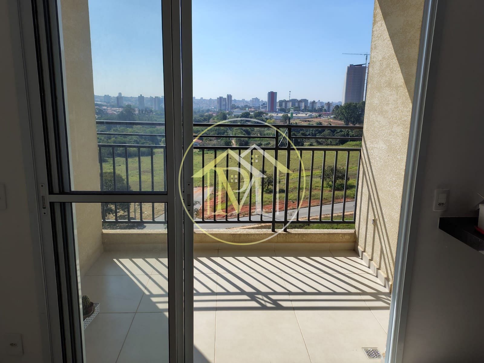 Apartamento para alugar com 1 quarto, 40m² - Foto 17