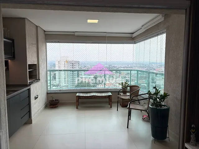 Apartamento com 102m² 3 quartos e 3 banheiros, à venda, no bairro Vila Aprazível em Jacareí