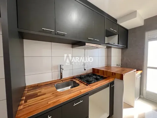 Apartamento 2 quartos e 1 banheiro, para alugar, no bairro Cidade Nova em Itajaí
