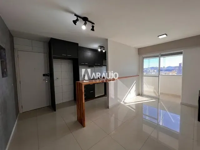 Apartamento 2 quartos e 1 banheiro, para alugar, no bairro Cidade Nova em Itajaí