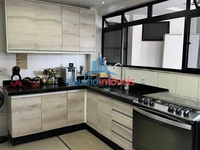Apartamento 3 quartos e 3 banheiros, à venda, no bairro Centro em Barra Mansa