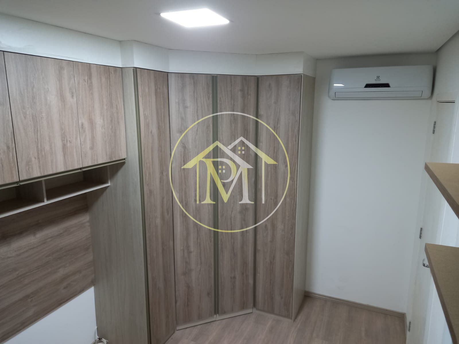 Apartamento para alugar com 3 quartos, 90m² - Foto 14