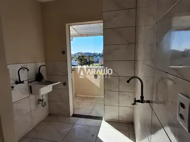 Apartamento 2 quartos e 1 banheiro, para alugar, no bairro Nossa Senhora de Fatima em Penha