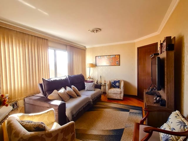 Apartamento com 109m² 3 quartos e 2 banheiros, à venda, no bairro Centro em Ponta Grossa