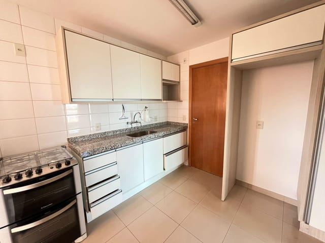 Foto do Apartamento - JARDINS ECO RESORT - Apartamento para Locação 3 Quartos, 1 Suíte, 2 Vagas, 89.93M² por 4.100,00 - Gleba Palhano, Londrina - PR | | Human Imóveis