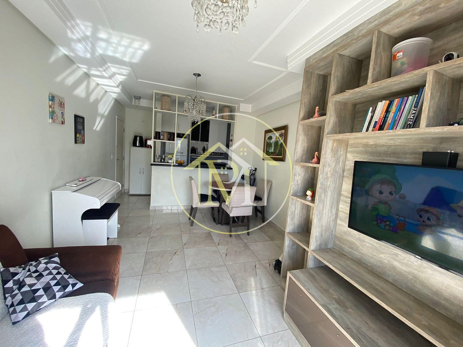 Apartamento à venda com 3 quartos, 72m² - Foto 2