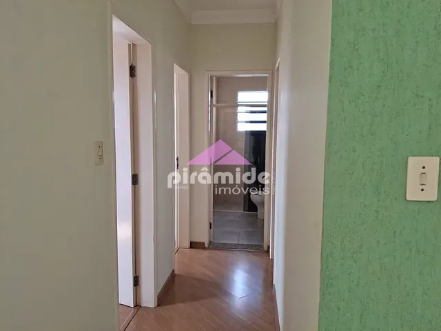 Apartamento com 80m² 3 quartos e 2 banheiros, para alugar, no bairro Jardim Califórnia em Jacareí