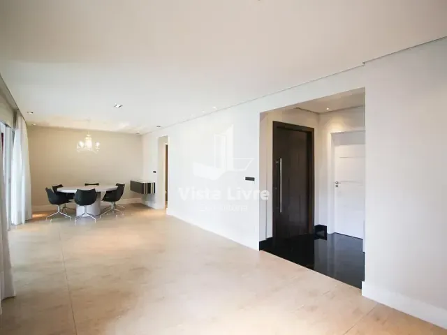 Apartamento com 168m² 2 quartos e 3 banheiros, à venda, no bairro Itaim Bibi em São Paulo