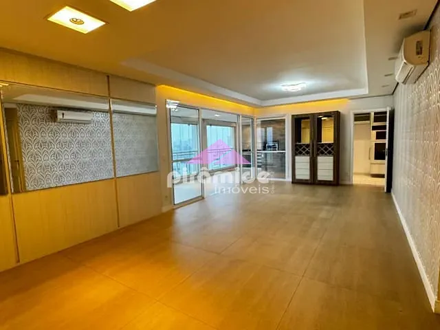 Apartamento com 189m² 4 quartos e 4 banheiros, à venda, no bairro Vila Adyana em São José dos Campos
