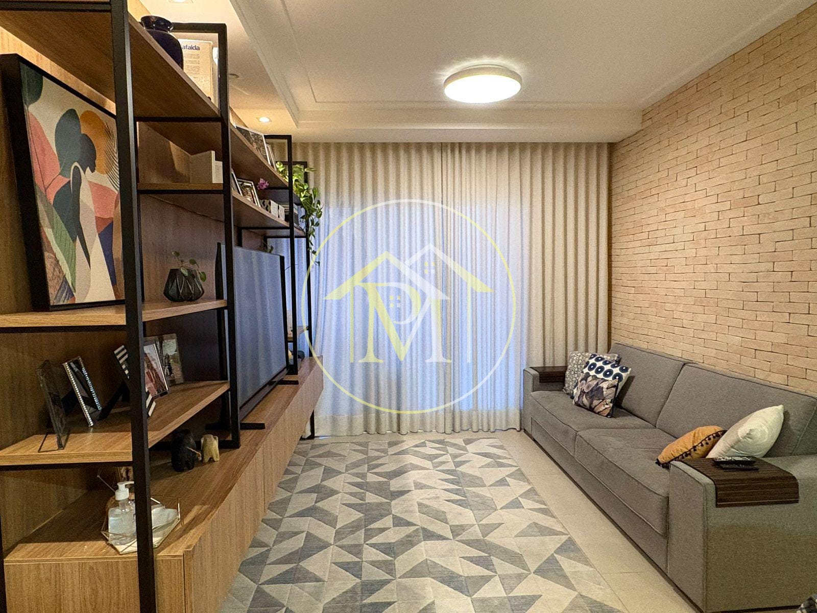 Apartamento à venda com 3 quartos, 97m² - Foto 2