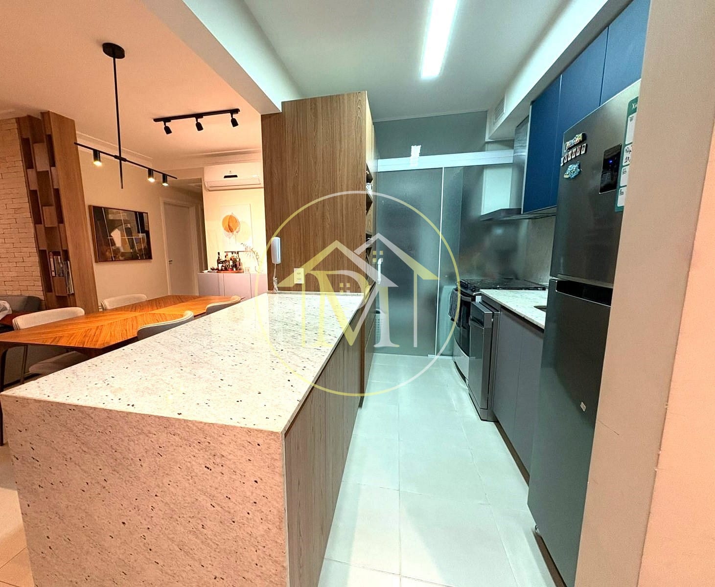 Apartamento à venda com 3 quartos, 97m² - Foto 9