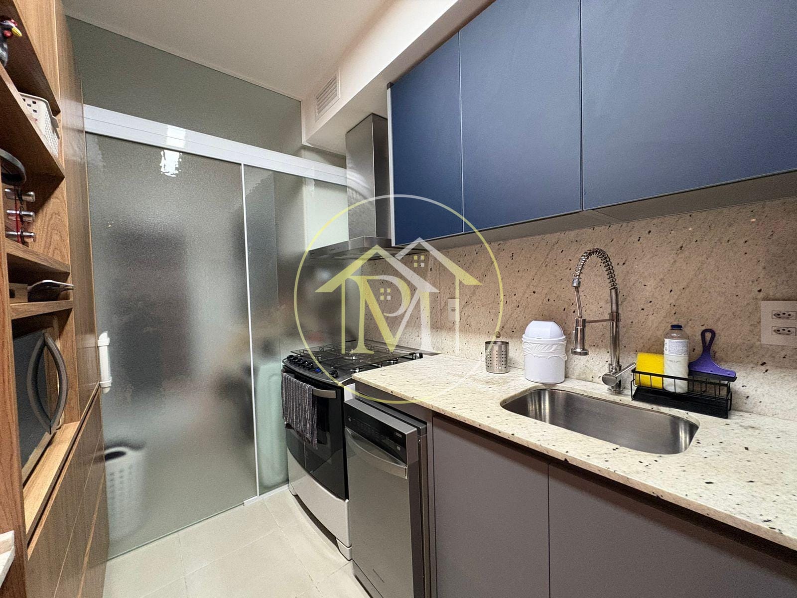 Apartamento à venda com 3 quartos, 97m² - Foto 12