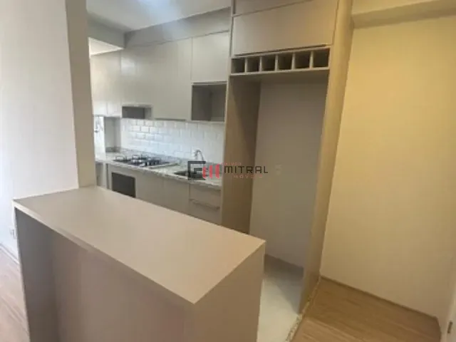 Apartamento 2 quartos e 2 banheiros, à venda, no bairro Aurora em Londrina