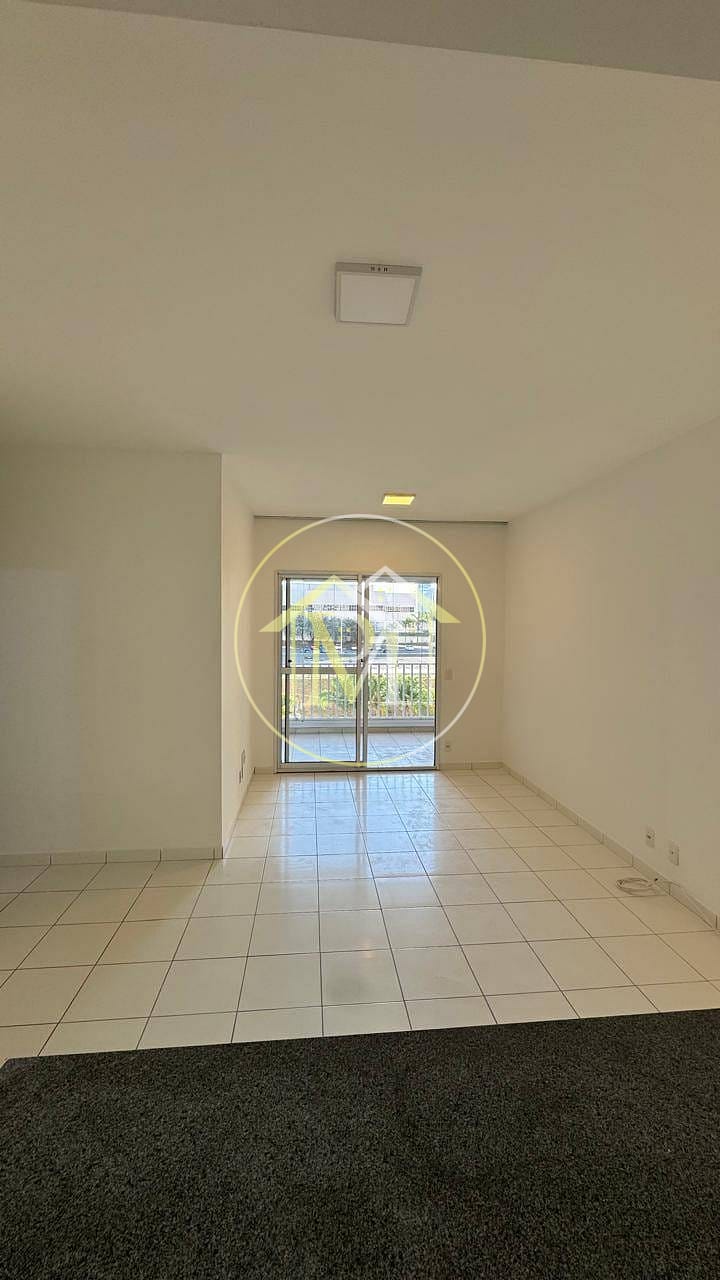 Apartamento para alugar com 3 quartos, 78m² - Foto 3