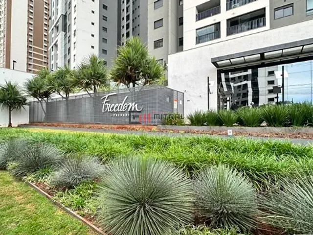 Apartamento 3 quartos e 2 banheiros, para alugar, no bairro Gleba Fazenda Palhano em Londrina