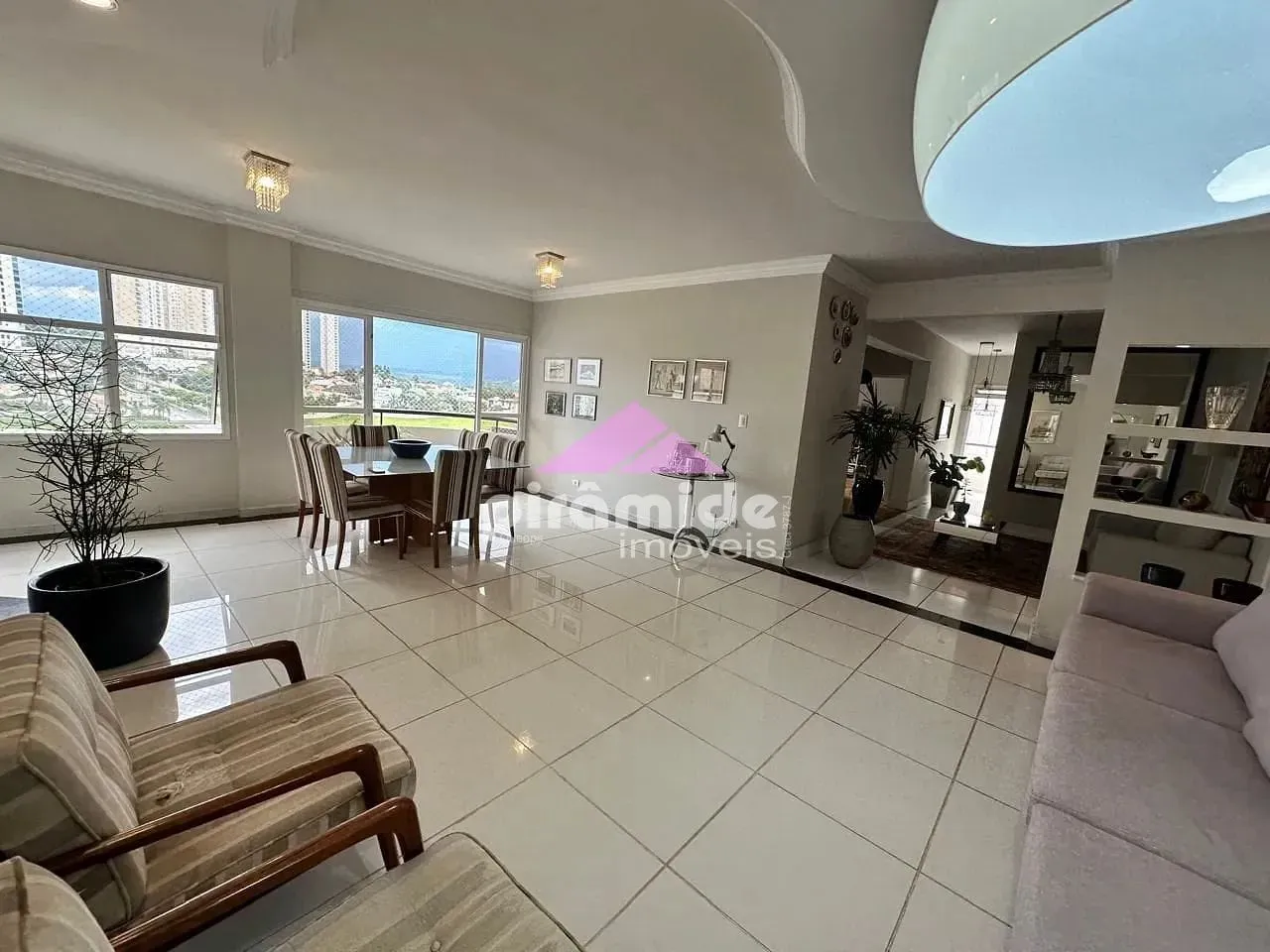 Apartamento, 3 quartos, 177 m² - Foto 1