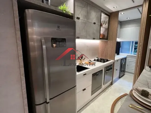 Apartamento com 58m² 2 quartos e 2 banheiros, à venda, no bairro Vila Alzira em Santo André