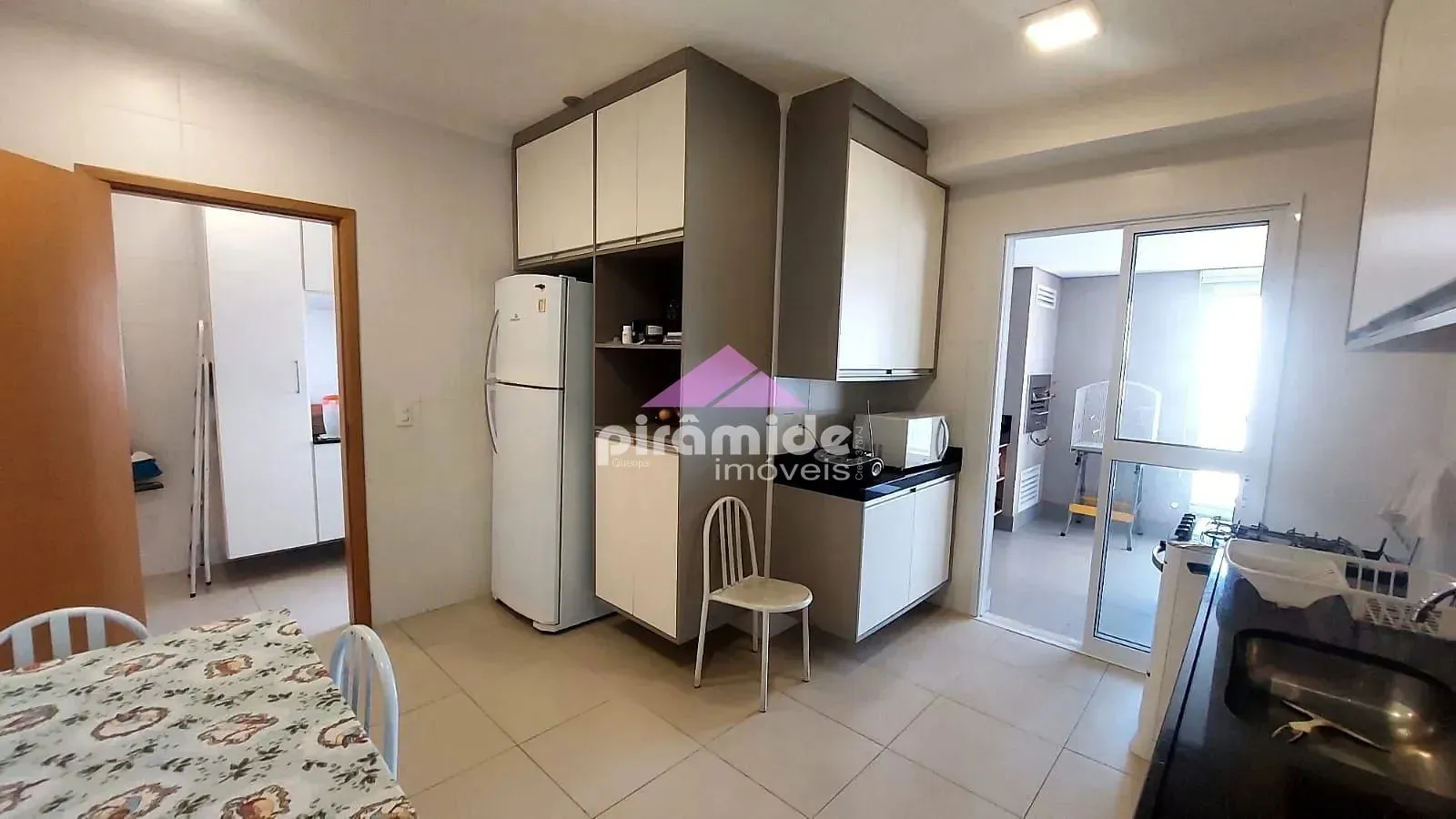 Apartamento, 3 quartos, 147 m² - Foto 6