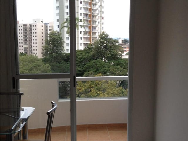 Foto do Apartamento - Apartamento com 1 dormitório para alugar, 45 m² por R$ 2.690,00/mês - Centro - São José dos Campos/SP | CELESTE SERVICOS DE IMOBILIARIA E CORRETORA DE SEGUROS LTDA