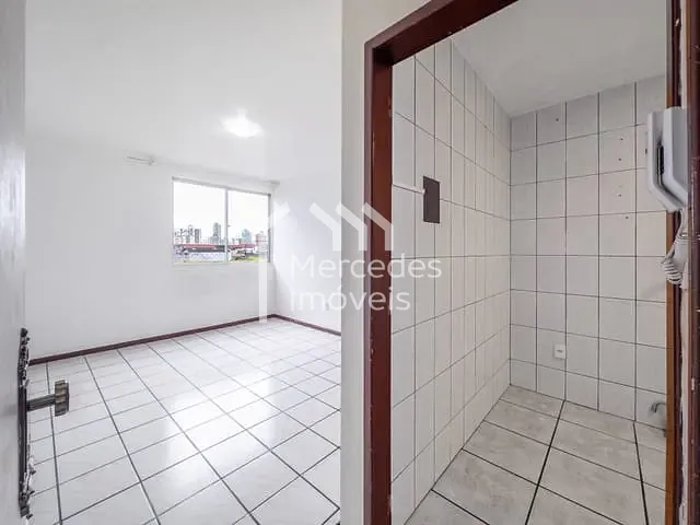 Apartamento com 80m² 3 quartos e 1 banheiro, à venda, no bairro São João em Itajaí