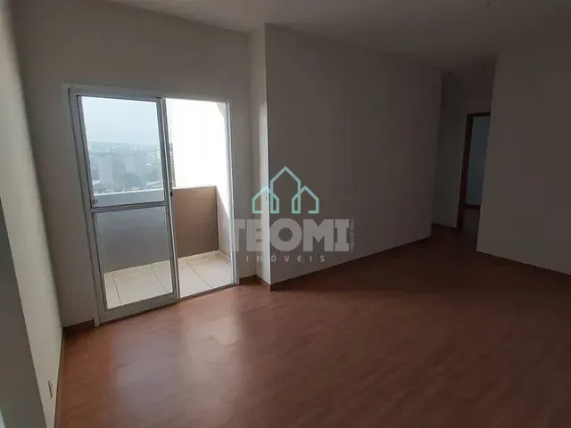 Apartamento 2 quartos e 1 banheiro, à venda, no bairro Parque São Luís em Taubaté