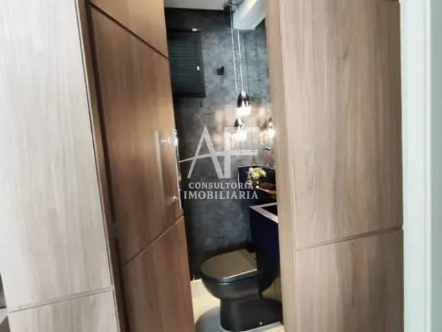 Apartamento com 105m² 2 quartos e 4 banheiros, à venda ou para alugar, no bairro Centro em Taubaté