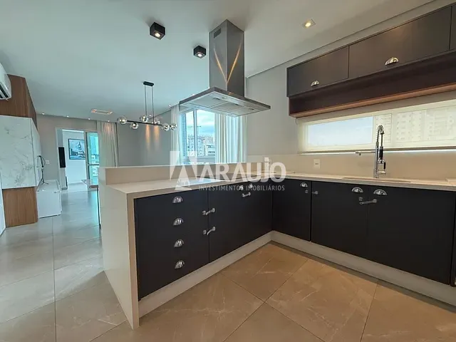 Apartamento com 181m², à venda, no bairro Centro em Itajaí