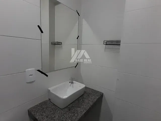 Apartamento 2 quartos e 1 banheiro, para alugar, no bairro Batel em Guarapuava
