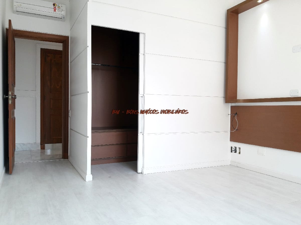 Apartamento, 3 quartos, 240 m² - Foto 4