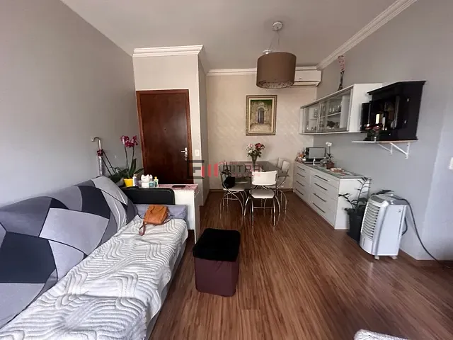 Apartamento 2 quartos e 1 banheiro, à venda, no bairro Centro em Londrina