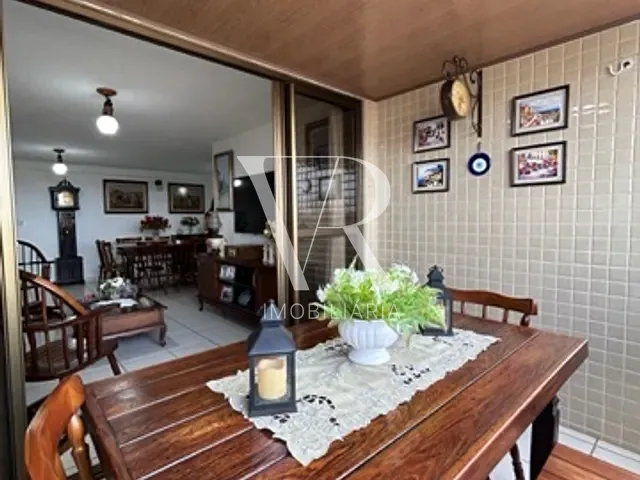 Apartamento 3 quartos e 4 banheiros, à venda, no bairro Cabo Branco em João Pessoa