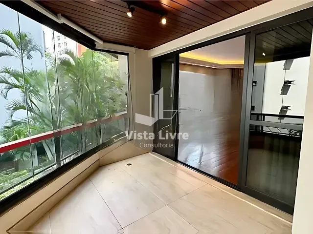 Apartamento com 181m² 4 quartos e 4 banheiros, à venda, no bairro Itaim Bibi em São Paulo