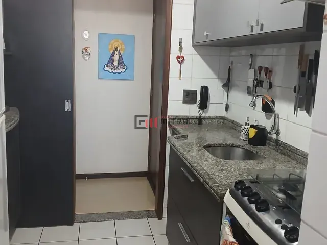 Apartamento com 102m² 3 quartos e 2 banheiros, à venda, no bairro San Remo em Londrina
